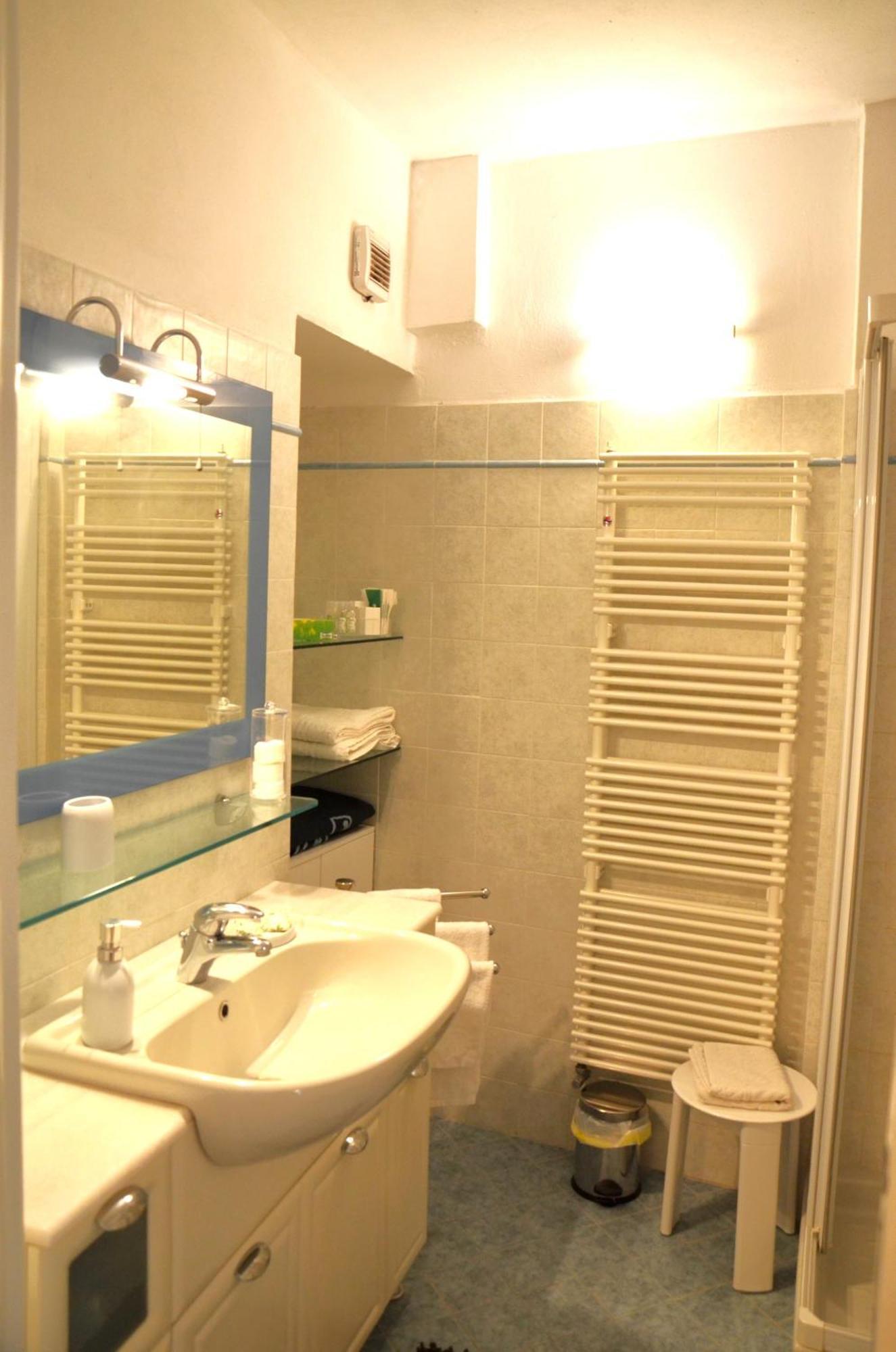 מונטרוסו אל מארה Pae Veciu Camera Privata Con Bagno מראה חיצוני תמונה