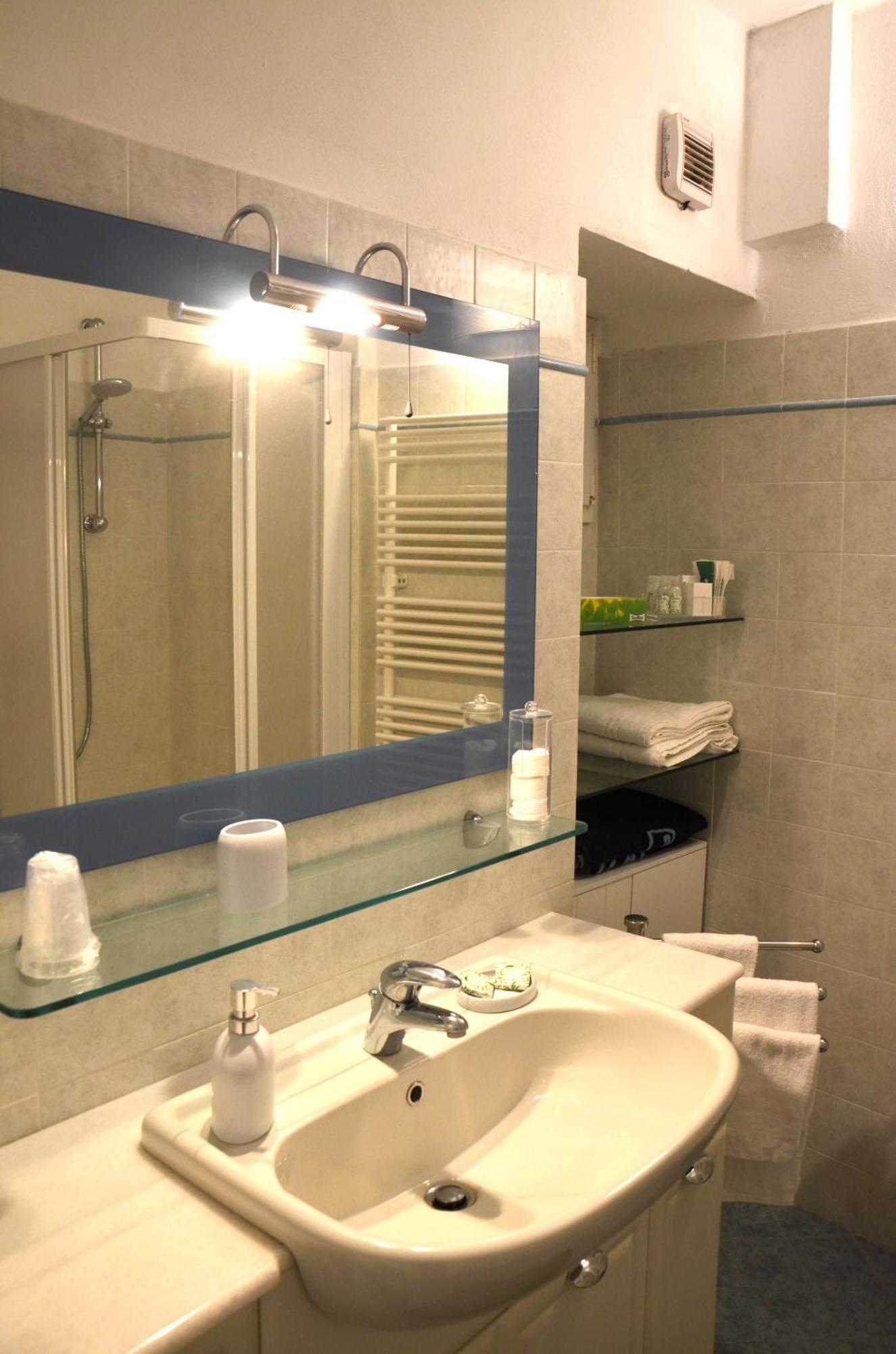 מונטרוסו אל מארה Pae Veciu Camera Privata Con Bagno מראה חיצוני תמונה
